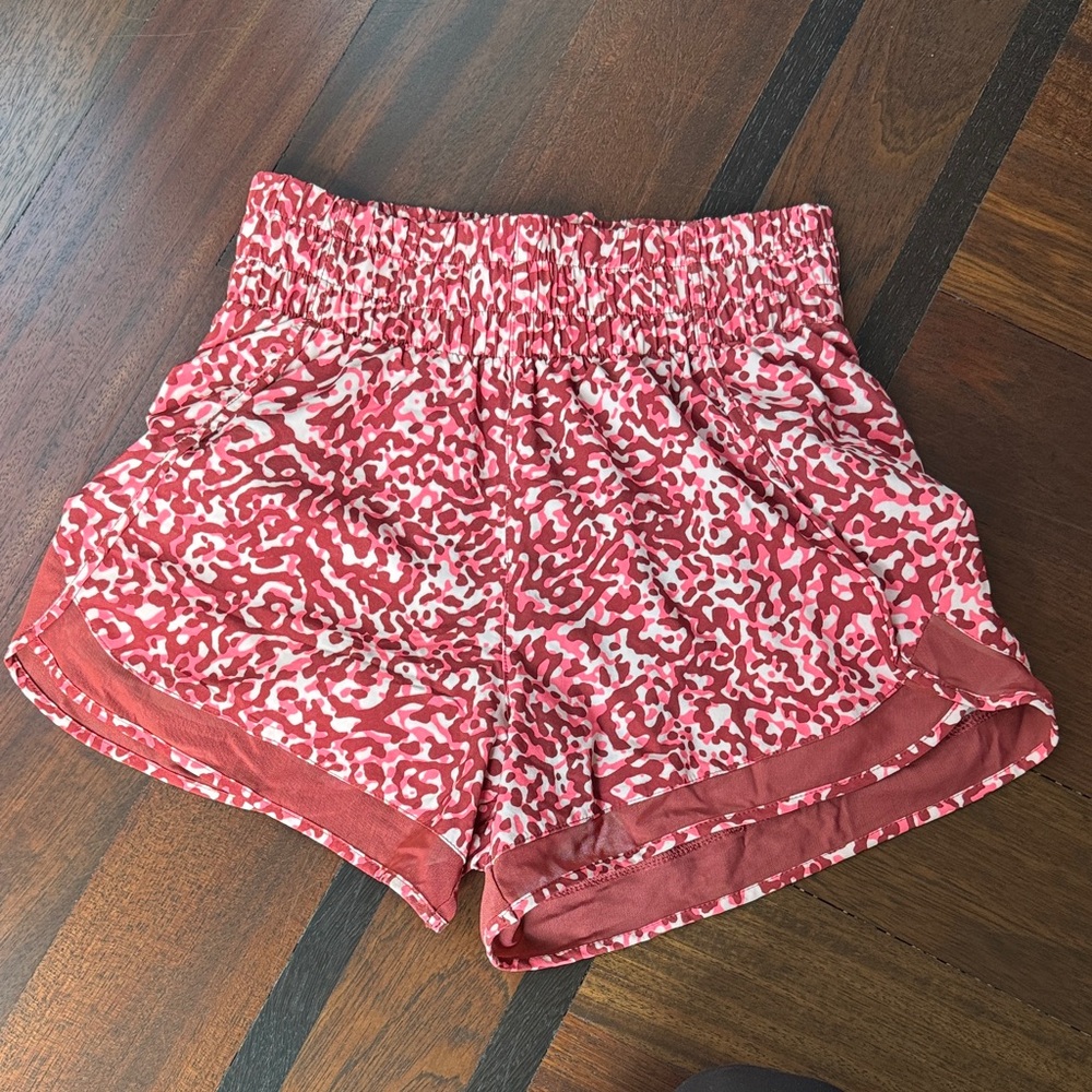 Athleta Mesh Racer High Rise 3” Shorts - Picture 5 of 6